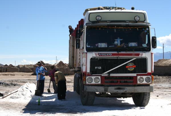 Loading trucks of salt
