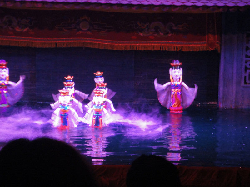 theatre de marionnette sur l'eau
