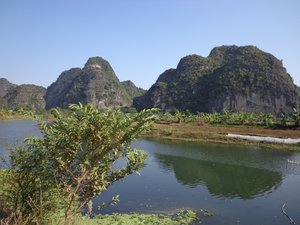 Montagnes isolees de Ninh Binh