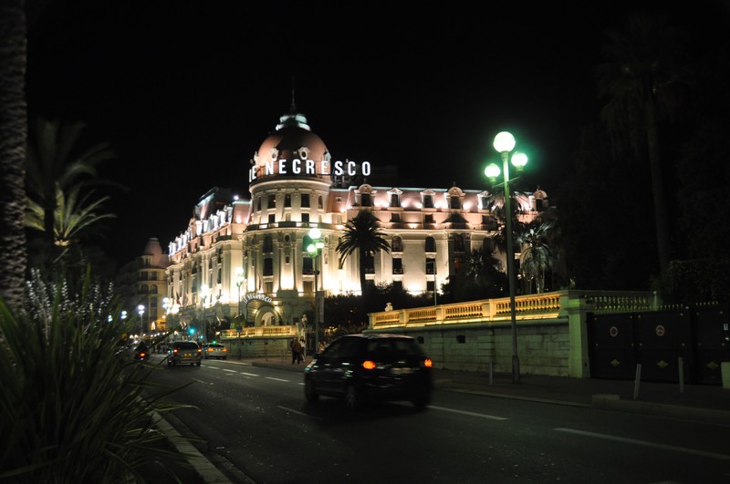 Hotel Negresco at night