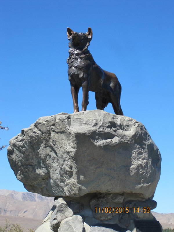 Monument to the Collie