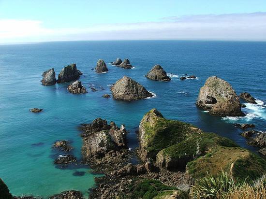Nugget Point - home to fur Seals and Yelloweyed Penguins 
