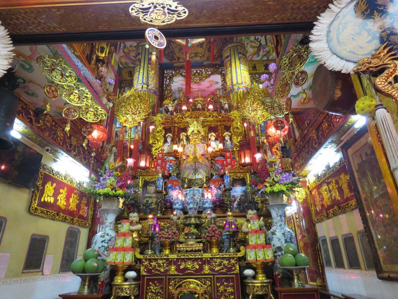 102 Hang Bac Temple