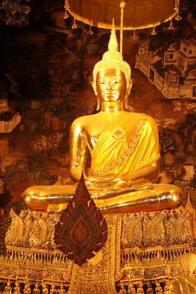 Bangkok Buddha Closeup