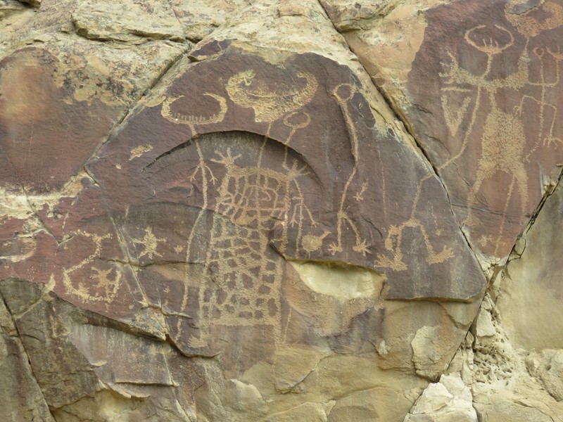 legend rock petroglyphs