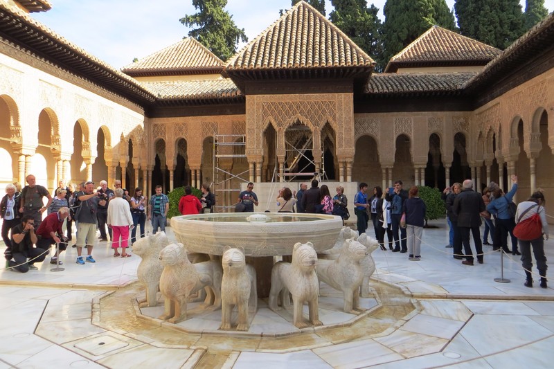 Patio de los Leones, Alhambra, Granada