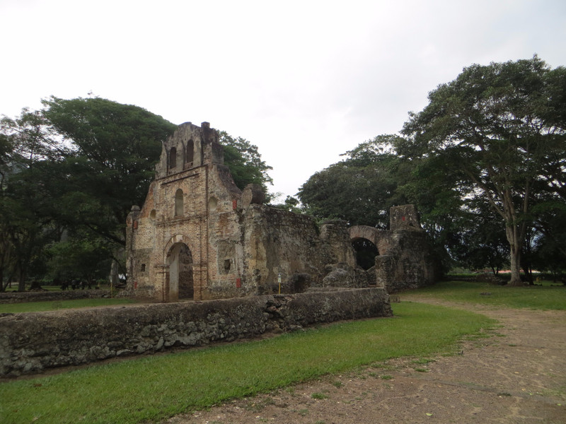 Nuestra Senora de la Limpia Concepcion, Ujarras