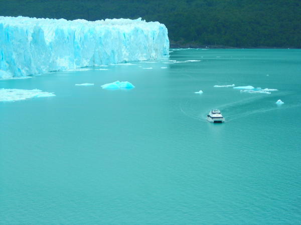 The glacier boat tour