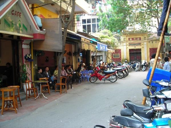 Hanoi streets, very french