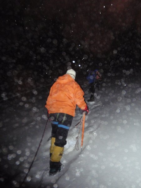 Climbing at midnight in the snow - Day 3