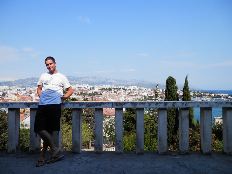 N'hésitez pas à monter sur les hauteurs de Split, la vue en vaut le coup d'oeil!