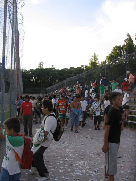 San Juan fans head for the exits