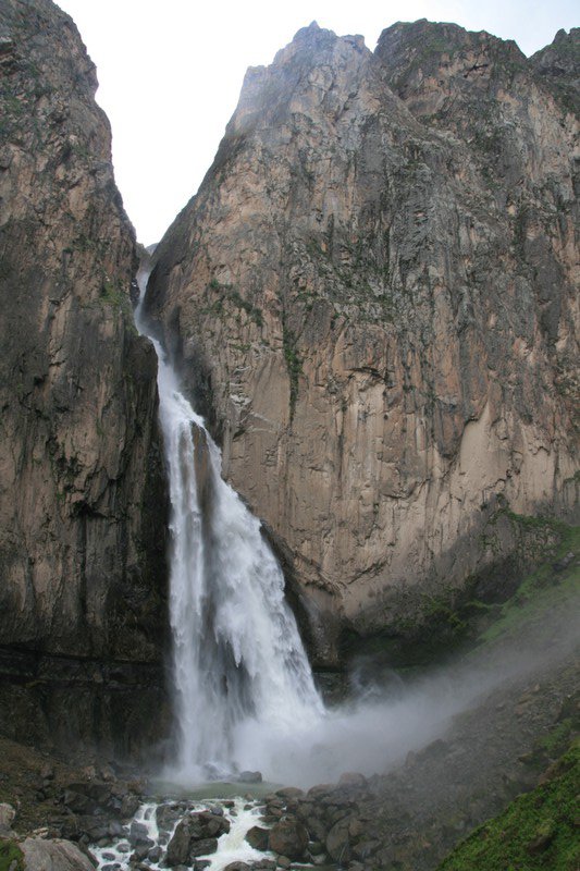 Close-up of the waterfall