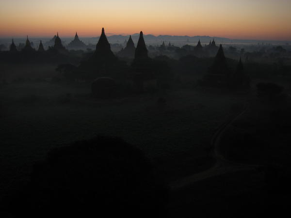 sunrise from Pahtothamya, Old Bagan