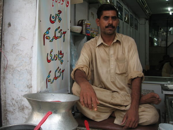 shopkeeper, Peshawar