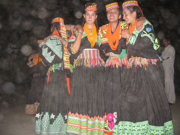 Kalasha girls dancing