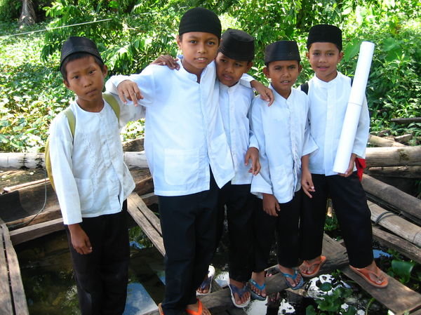 school boys, Lake Maninjau