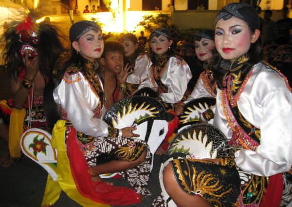 dancers from Ponorogo