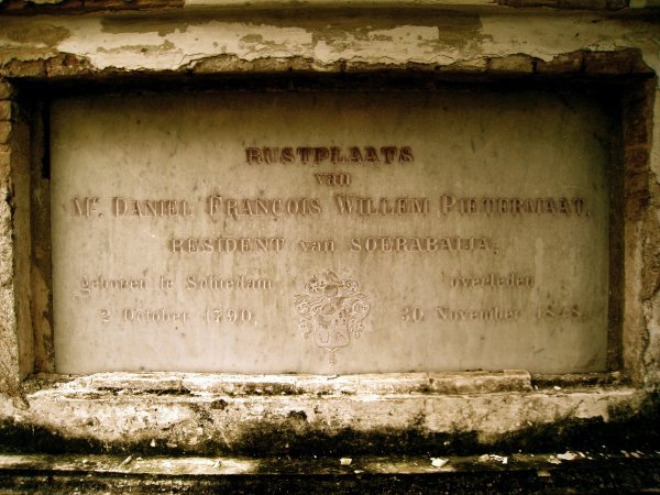 Grave Marker, Resident of Surabaya
