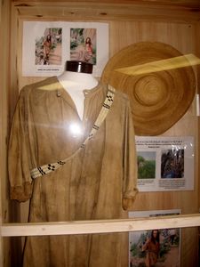 Last of the Mohicans Outfit
