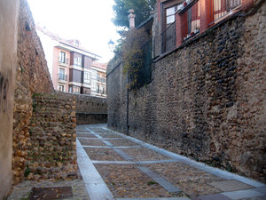 Between City Walls, León