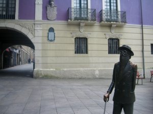 Statue of Spanish Writer Ramón del Valle-Inclán