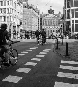 Bikeriding the city