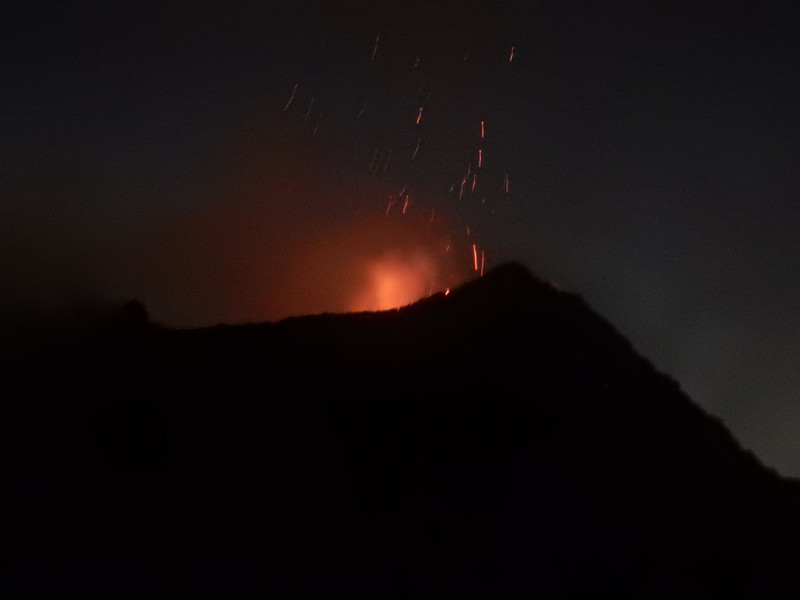 Der ausbrechende Vulkan Pacaya