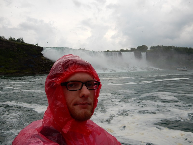 Regenponcho und Niagara Fälle