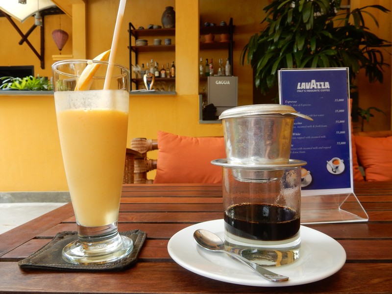 Vietnamesischer Kaffee und Mango