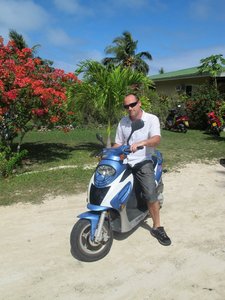 Aitutaki - Scootin around