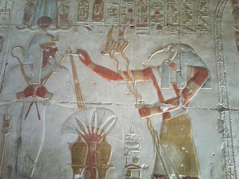 Ibis with the ankh of knowledge at the Ramsis II temple at Abydos