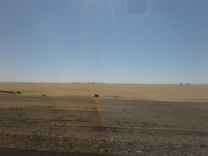 A Sahara mirage spanning whole horizon