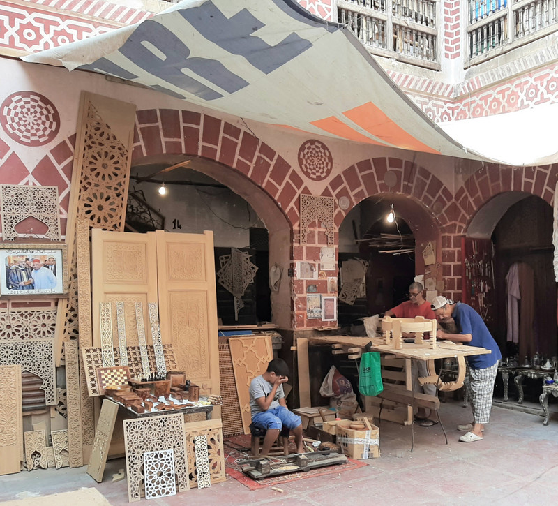 handicraft - carpentry being made n the souk