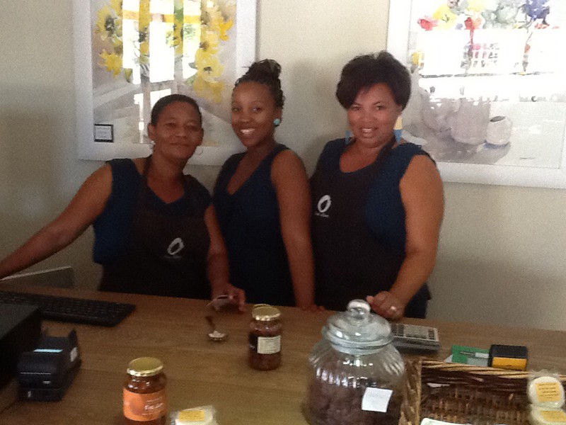 The three women who handled our olive tasting 