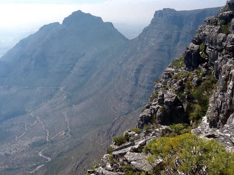 Looking back on the rock formations of Table Mountain 