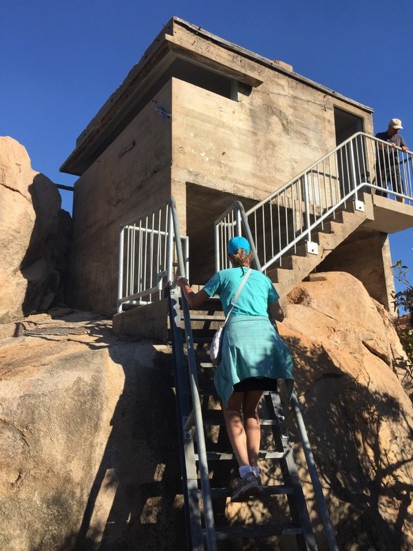Climbing up to the Lookout
