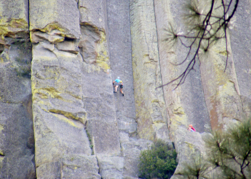 climbers on devils tower