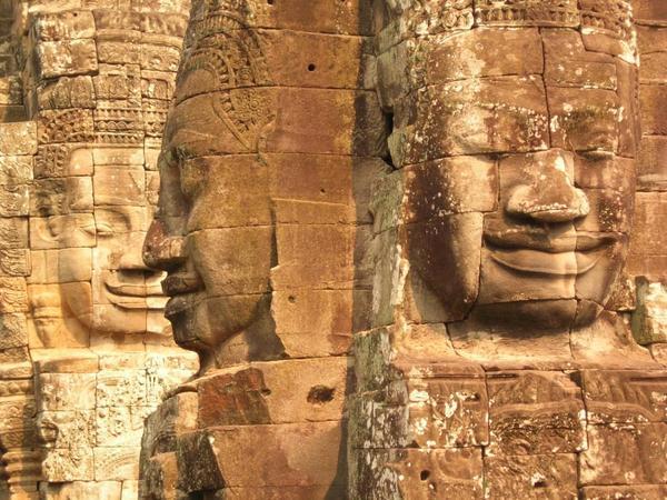 Face Towers - The Bayon
