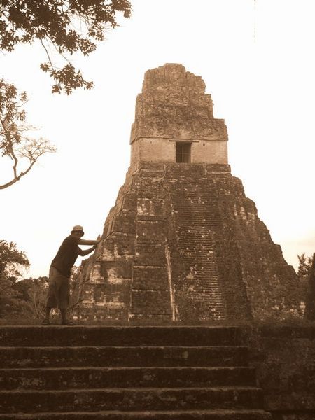 Tikal-Move that stone