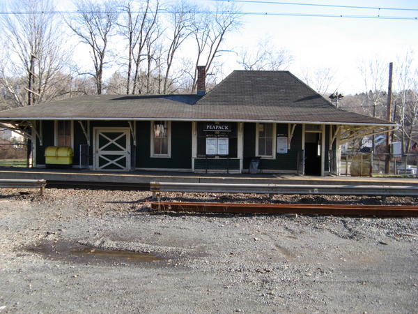 Peapack Train Station