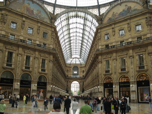  Milan - Gallery