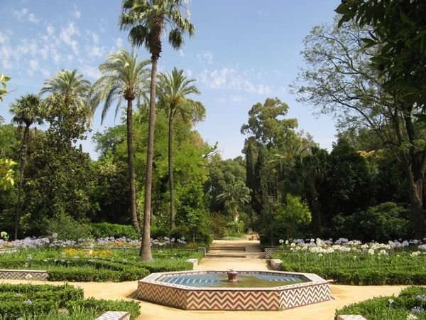 Lots of Gardens in Sevil
