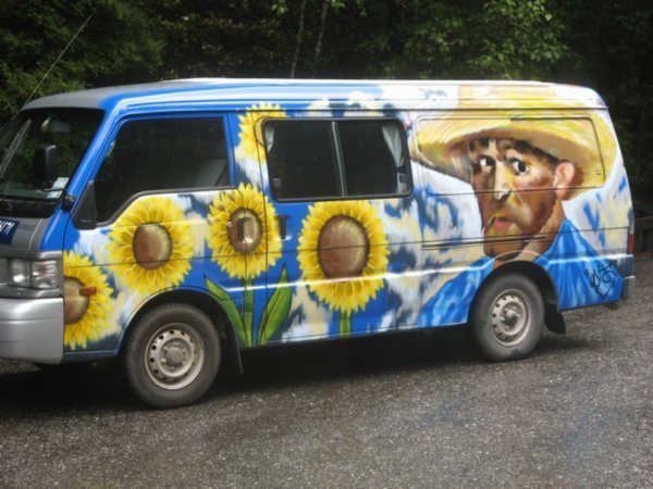 Obvious vans of Mr Van Gogh!