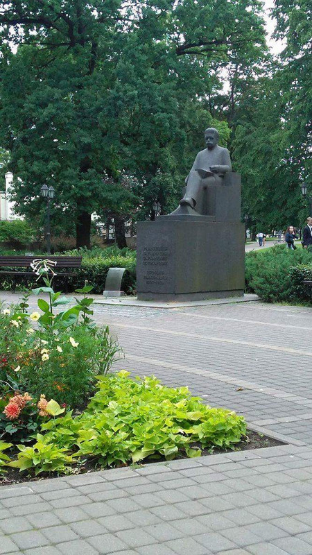Statue soviétique ?