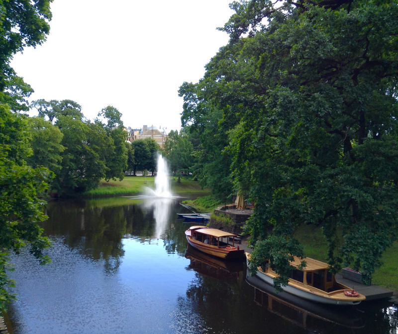 Le canal de la ville