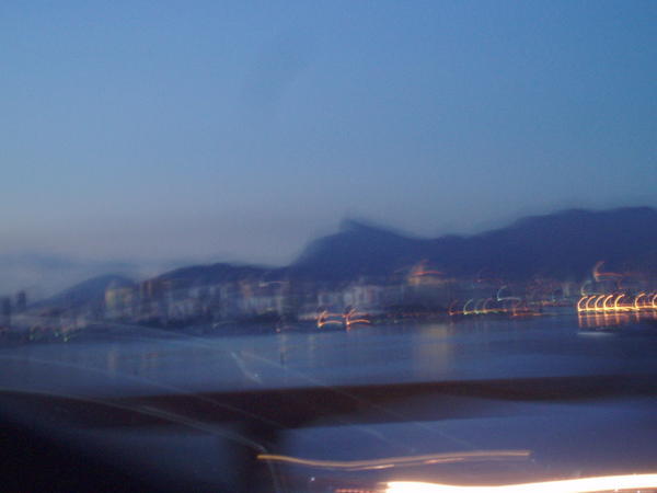 Rio fra taxivinduet en tidlig, tidlig morgen..