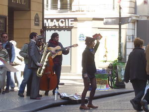 street band in Paris
