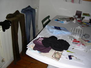 and i just washed my pants for the first time in three weeks! look at that messy plastic kitchen table