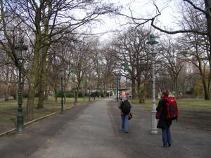 the park was a museum of sorts because it displayed different street lamps from different cities